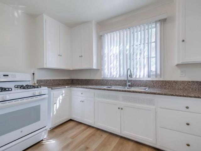 1 bedroom, Los Angeles CA 90008 105433486