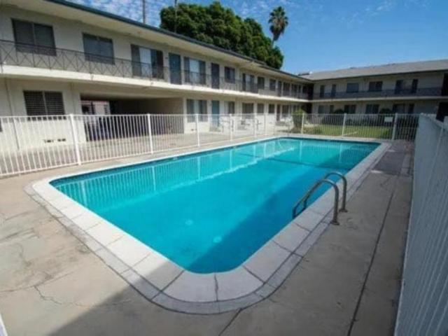 1 bedroom, Los Angeles CA 90008 102336665