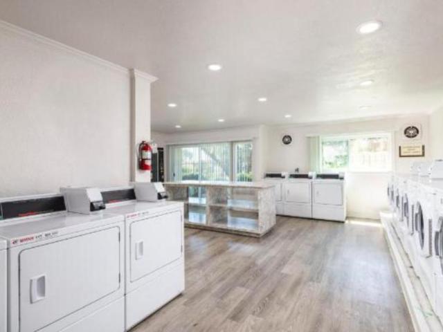 1 bedroom, Los Angeles CA 90019 LS102994726