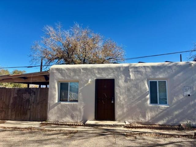 1 bedroom, Los Ranchos De Albuquerque NM 87107 105989720