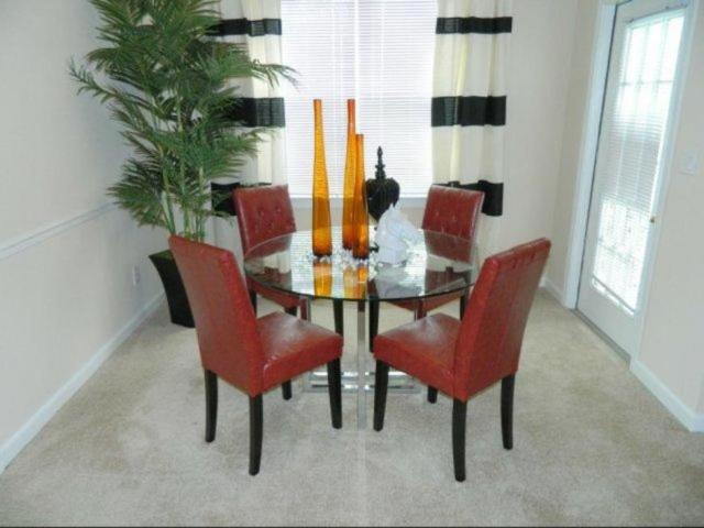 1 bedroom, Lawrence MA 01843 102152700