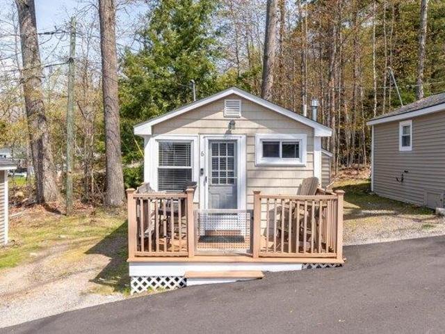 1 bedroom, Laconia NH 03246 105497144