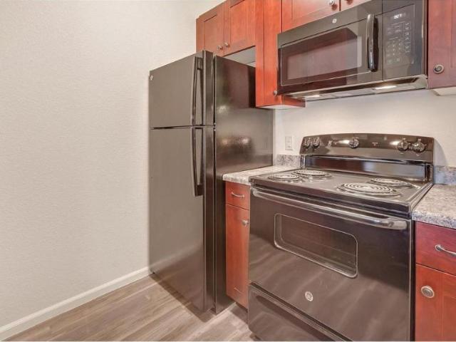 1 bedroom, Lakewood CO 80214 LS105305126