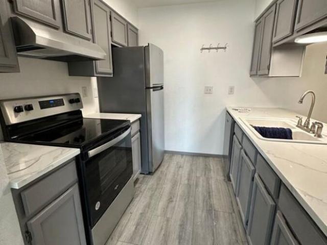 1 bedroom, Lakewood CO 80228 102295340