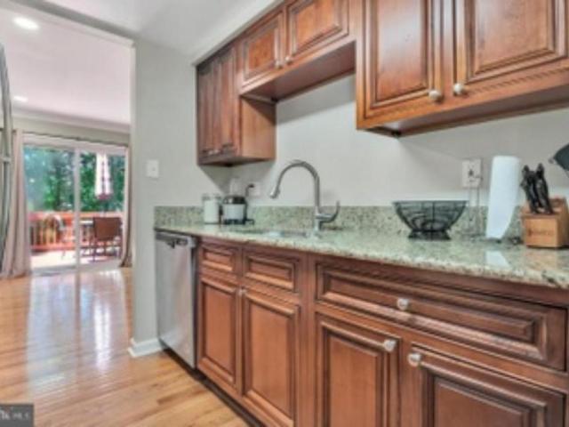 1 bedroom, Lanham MD 20706 105899449
