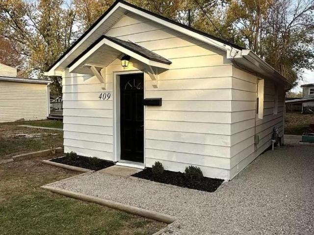 1 bedroom, m IN 47165 105987592