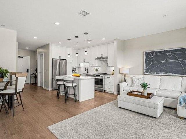 1 bedroom, m NH 03079 105560086