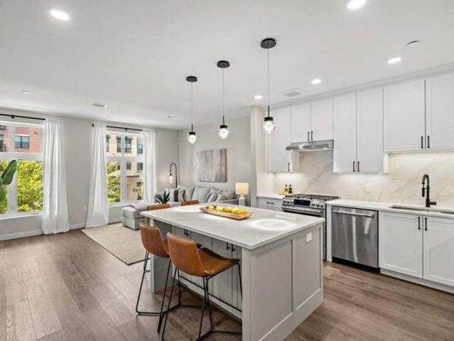 1 bedroom, m NH 03079 105928557