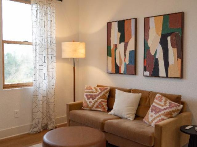1 bedroom, m OR 97302 LS105620403