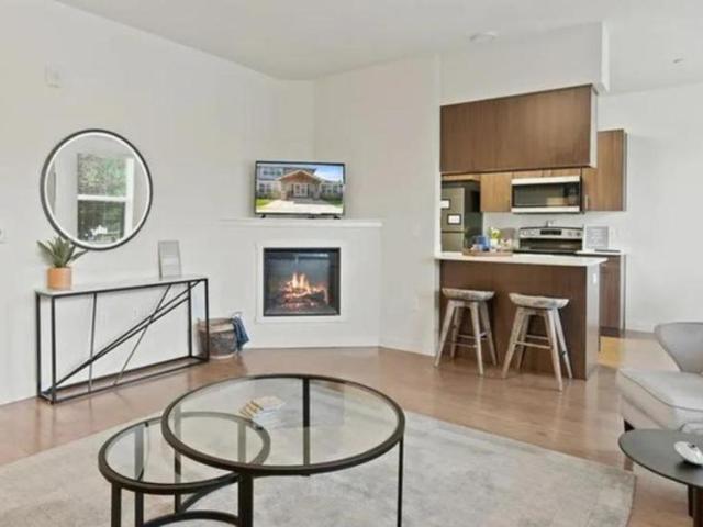 1 bedroom, m OR 97304 105266007