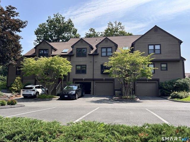 1 bedroom, Monroe CT 06468 105515157