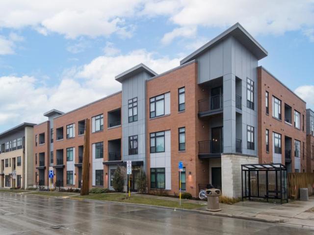 1 bedroom, Madison WI 53715 LS100671502