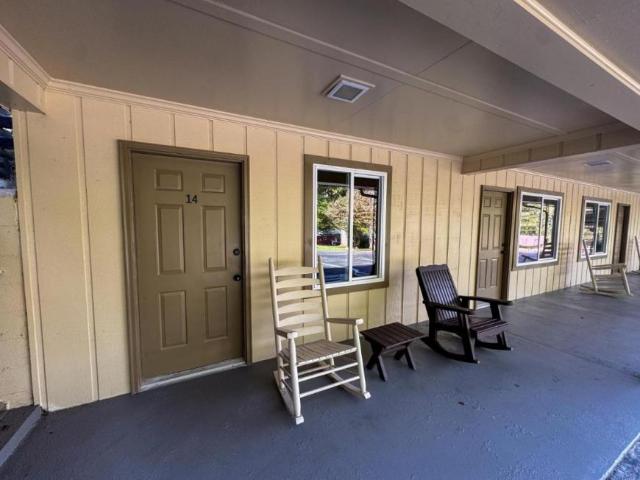1 bedroom, Maggie Valley NC 28751 106059555