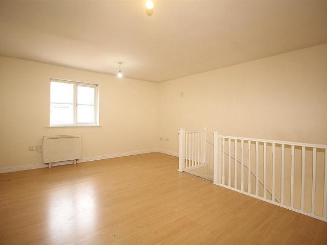 1 Bedroom Maisonette To Let