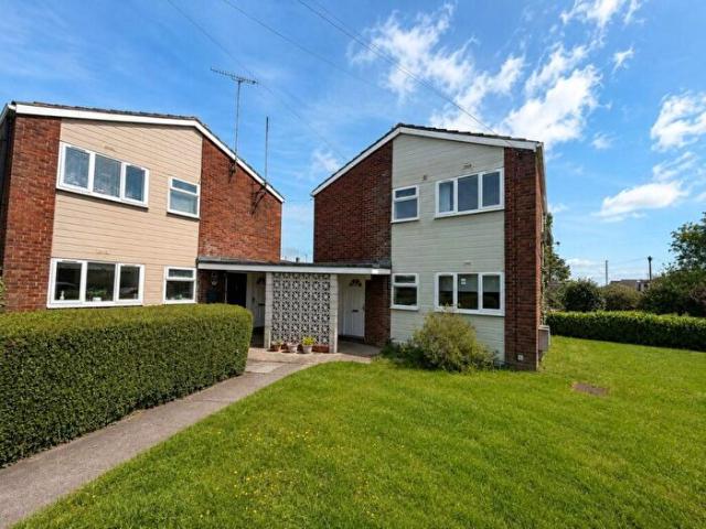 1 Bedroom Maisonette To Rent In Ruskin Way, Aylesbury, HP20
