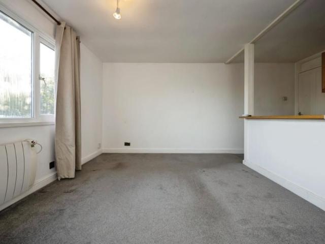 1 bedroom maisonette to rent Kercroft, Two Mile Ash, Milton Keynes, Buckinghamshire, MK8