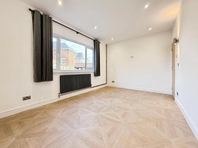 1 bedroom maisonette to rent Shakespeare Road, Bedford, Bedfordshire, MK40
