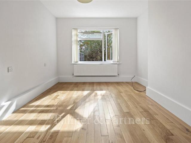 1 bedroom maisonette to rent