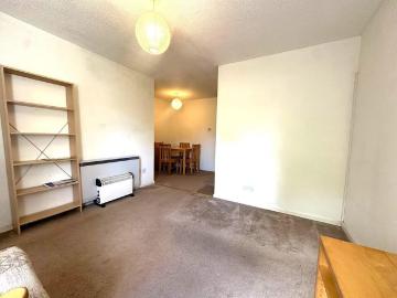 1 bedroom maisonette to rent