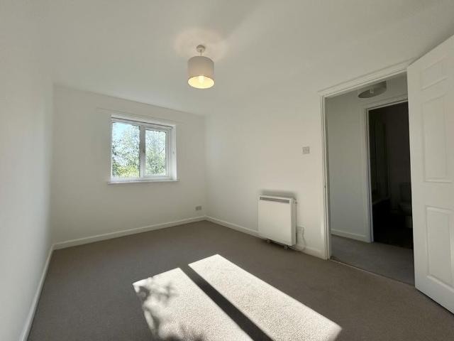 1 bedroom maisonette to rent