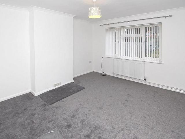1 bedroom maisonette to rent