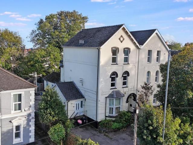 1 bedroom maisonette to rent