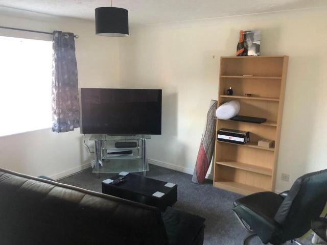 1 bedroom maisonette to rent