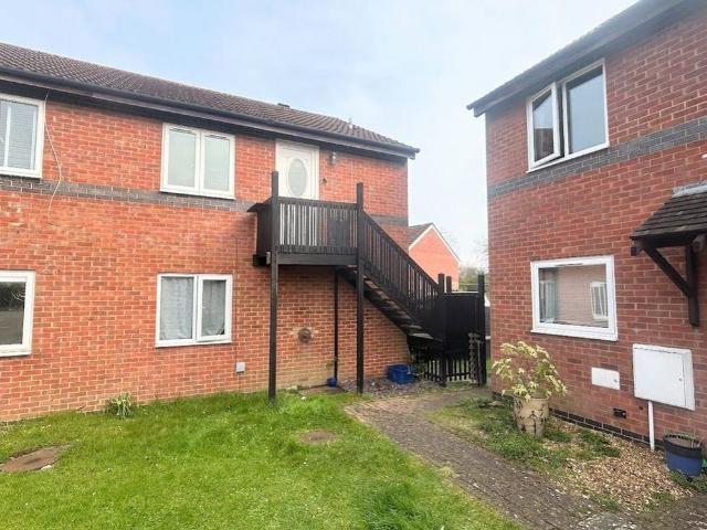 1 bedroom maisonette to rent