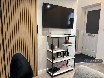Kensington L7 Liverpool, Kensington Liverpool, L7, North East Wales, Midlands