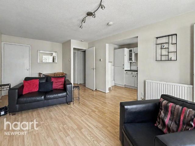 1 bedroom maisonette to rent