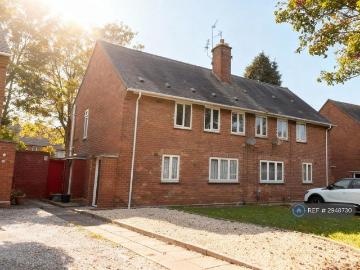 1 bedroom maisonette to rent