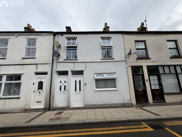 1 bedroom maisonette to rent