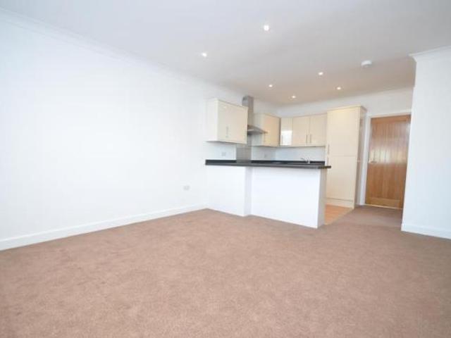 1 bedroom maisonette to rent
