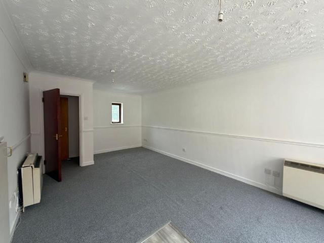 1 bedroom maisonette to rent