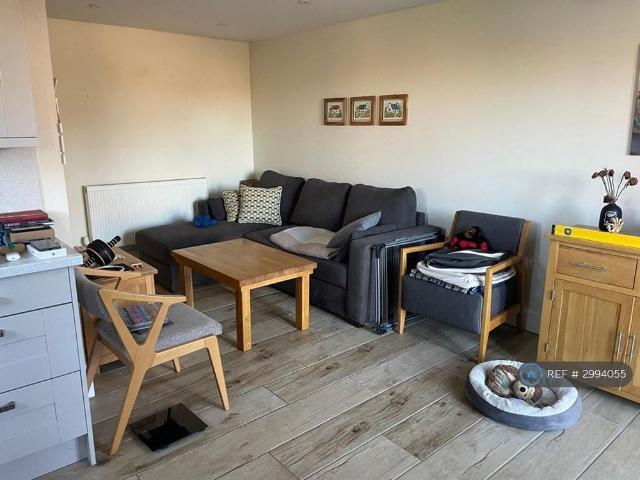 1 bedroom maisonette to rent