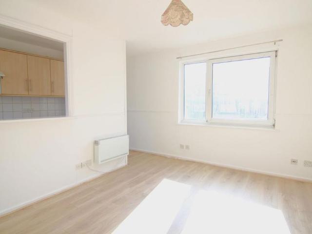 1 bedroom maisonette to rent