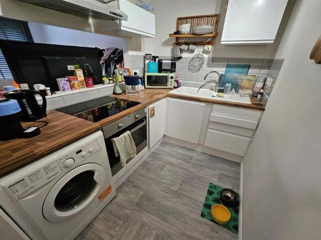 1 bedroom maisonette to rent