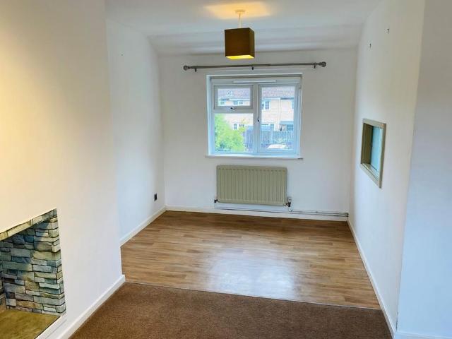 1 bedroom maisonette to rent