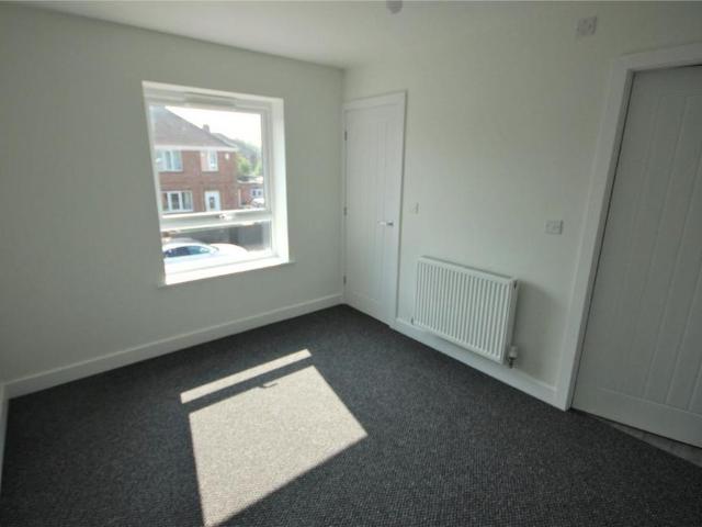 1 bedroom maisonette to rent