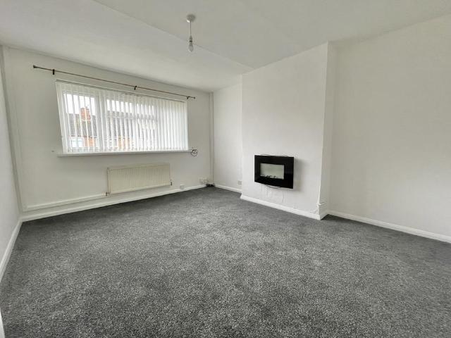 1 bedroom maisonette to rent