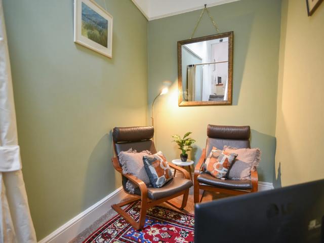 1 bedroom maisonette to rent