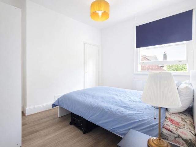 1 bedroom maisonette to rent