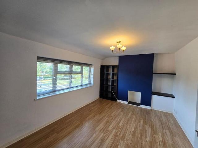 1 bedroom maisonette to rent