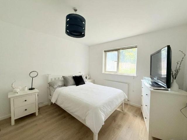 1 bedroom maisonette to rent