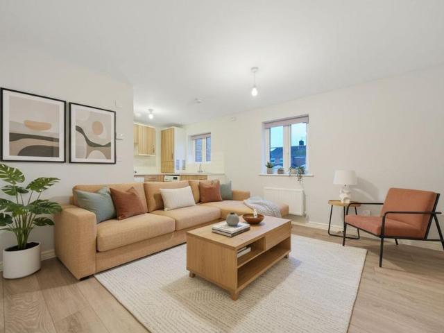 1 bedroom maisonette to rent