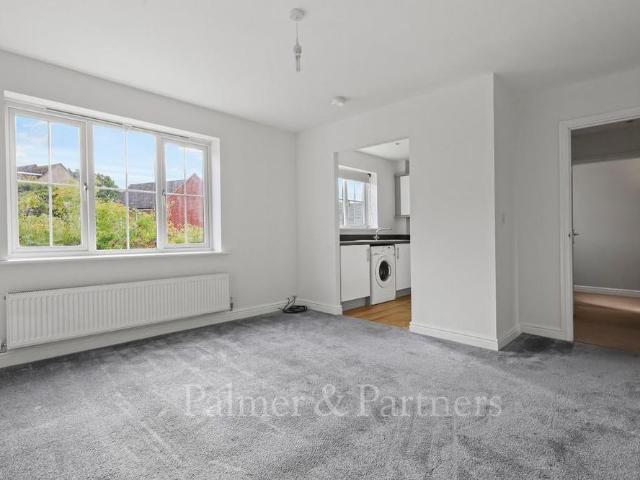 1 bedroom maisonette to rent