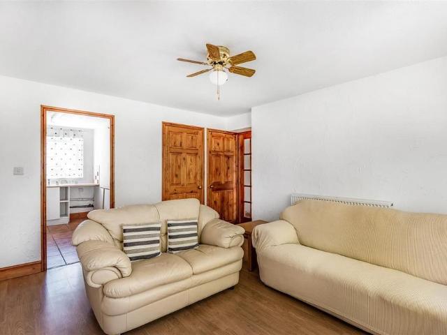 1 bedroom maisonette to rent