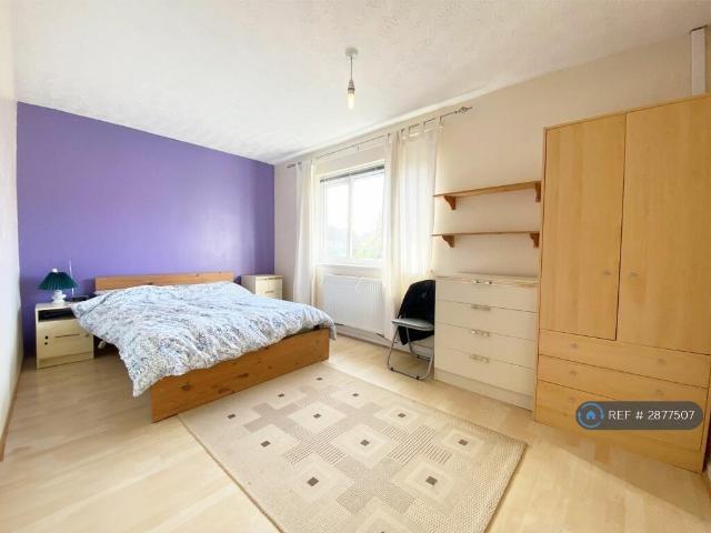 1 bedroom maisonette to rent