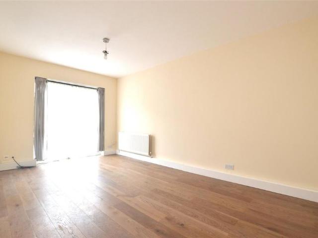 1 bedroom maisonette to rent