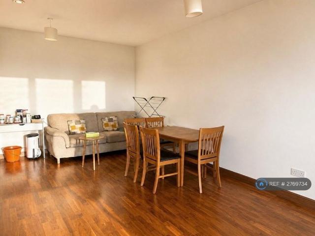 1 bedroom maisonette to rent
